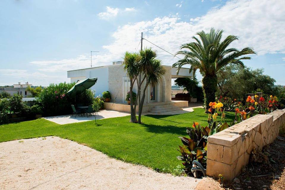 الشقق الفندقية أوستونيفي  Residenza Aurora المظهر الخارجي الصورة