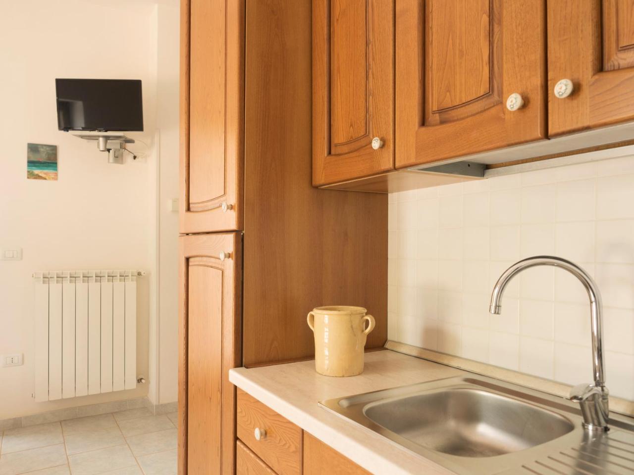 الشقق الفندقية أوستونيفي  Residenza Aurora المظهر الخارجي الصورة