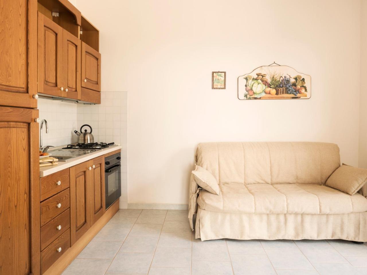 الشقق الفندقية أوستونيفي  Residenza Aurora المظهر الخارجي الصورة