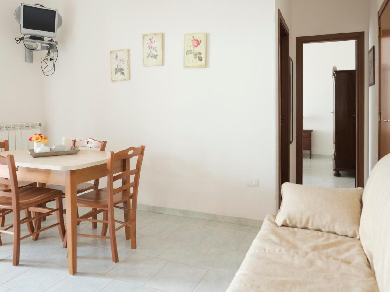 الشقق الفندقية أوستونيفي  Residenza Aurora المظهر الخارجي الصورة